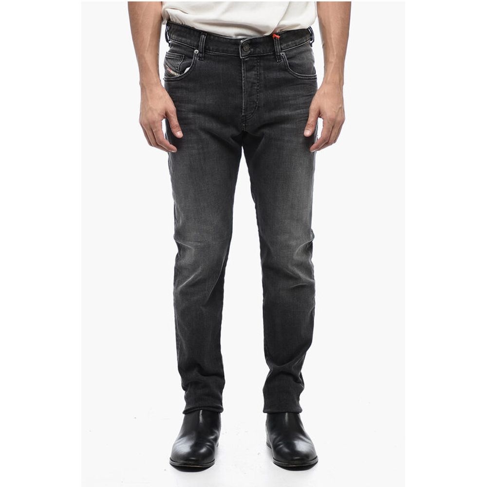Diesel Tapered-fit D-YENNOX Denims L.32