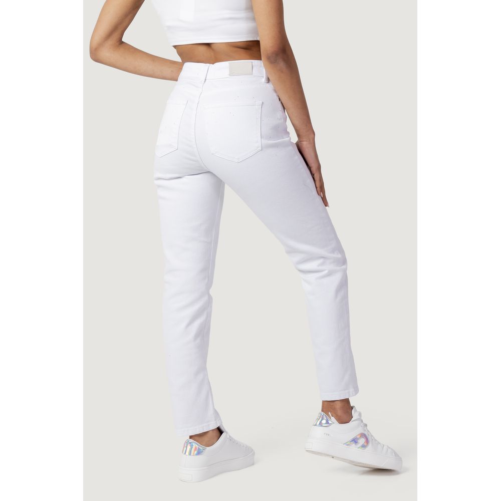 Only White Cotton Mom Jeans - Image 3