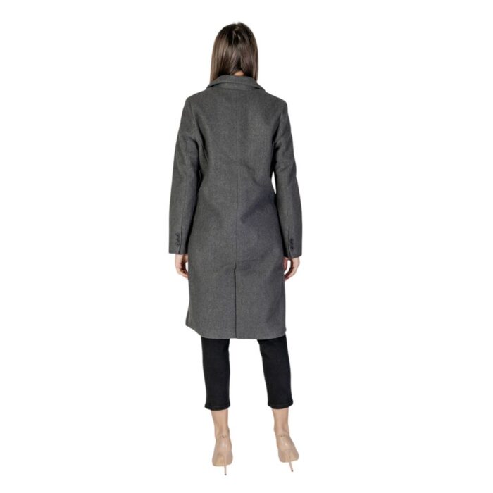 Vero Moda Gray Polyester Jackets & Coat - Image 4