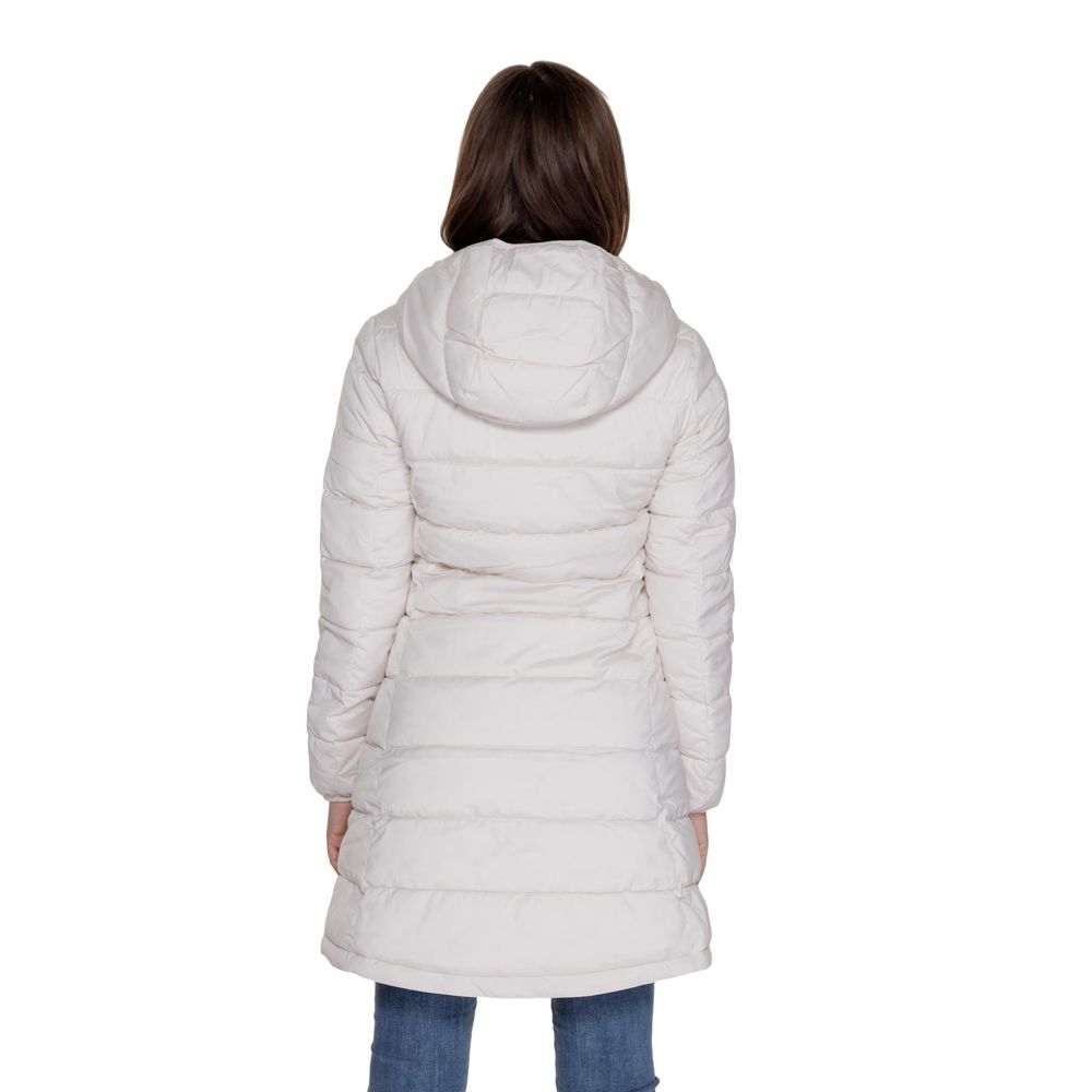 Guess Active White Polyester Jackets & Coat - Image 2