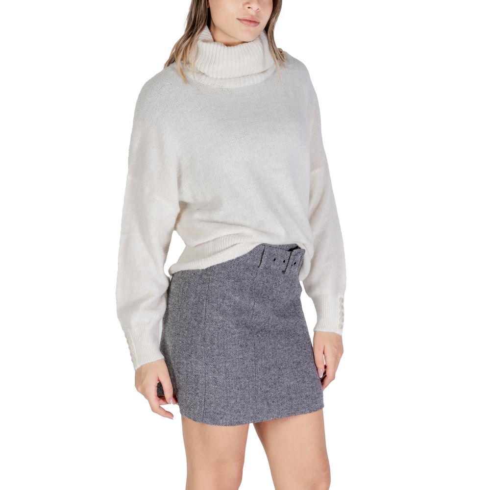 ICHI Cream Marabou Turtleneck - Image 4