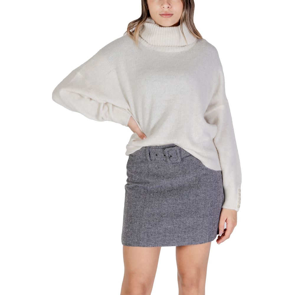 ICHI Cream Marabou Turtleneck - Image 5