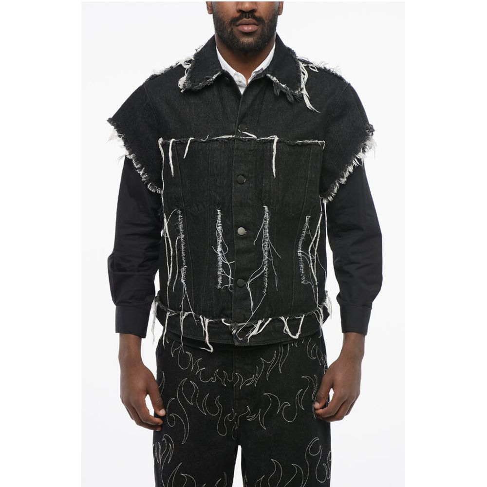 Airei Short Sleeved Denim Jacket with Frayed Details