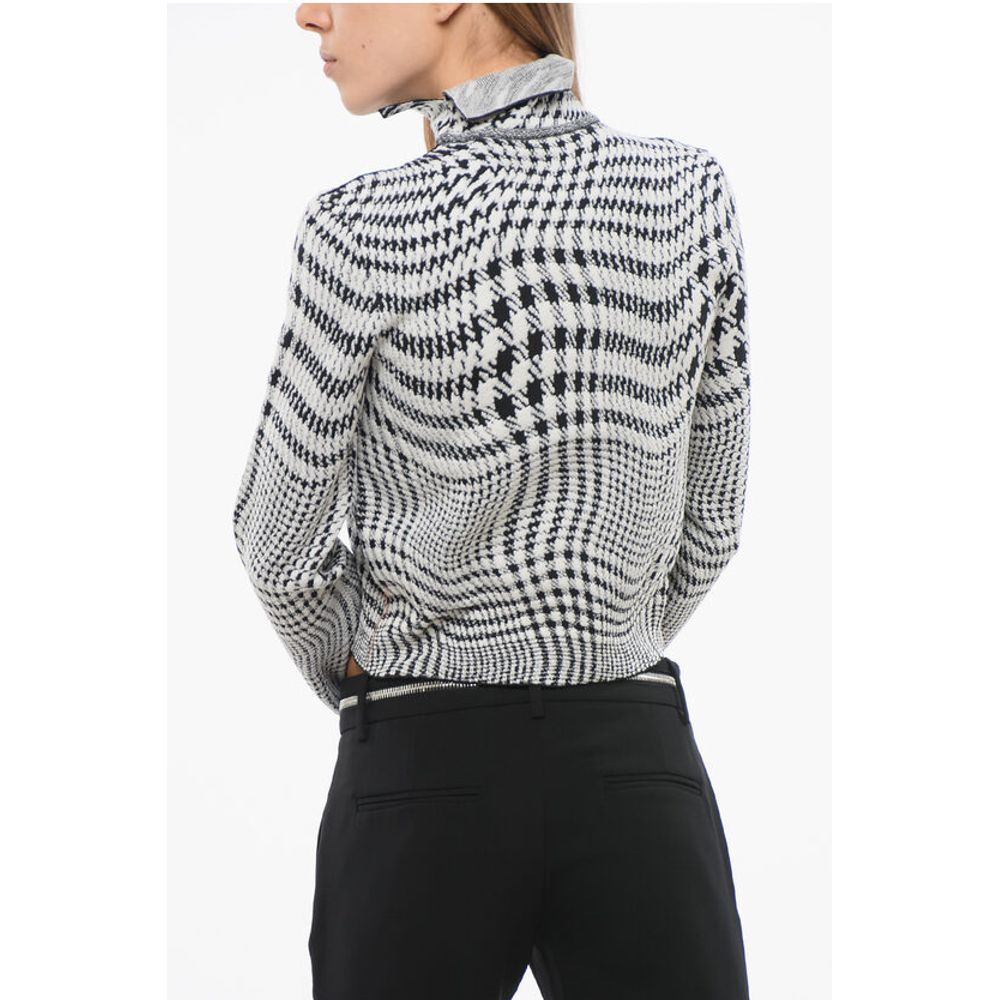 Burberry Turtleneck Stretch Wool Sweater with Houndstooth Pattern - Image 4