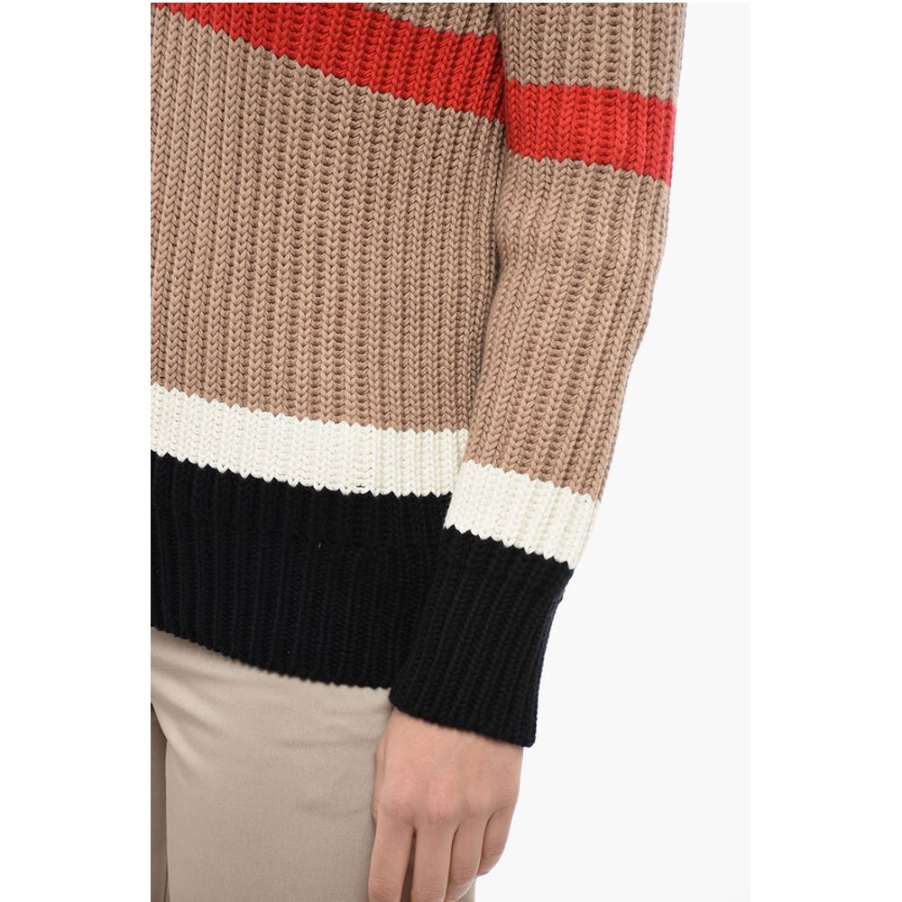 Burberry V-Neck Cashmere Blend Jumper - Image 3