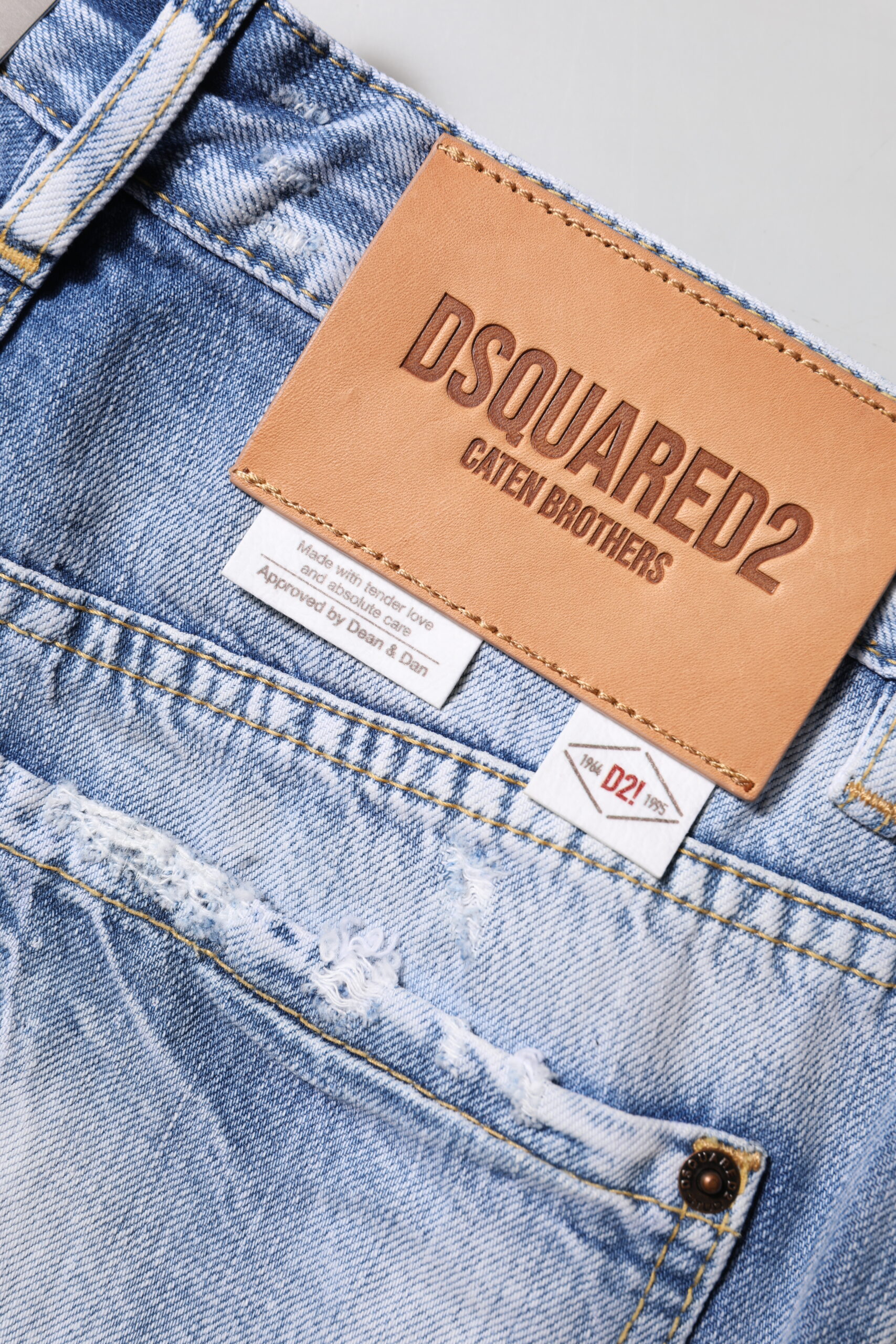 Dsquared² Blue Washed High Waist Wide Leg Jeans - Image 5