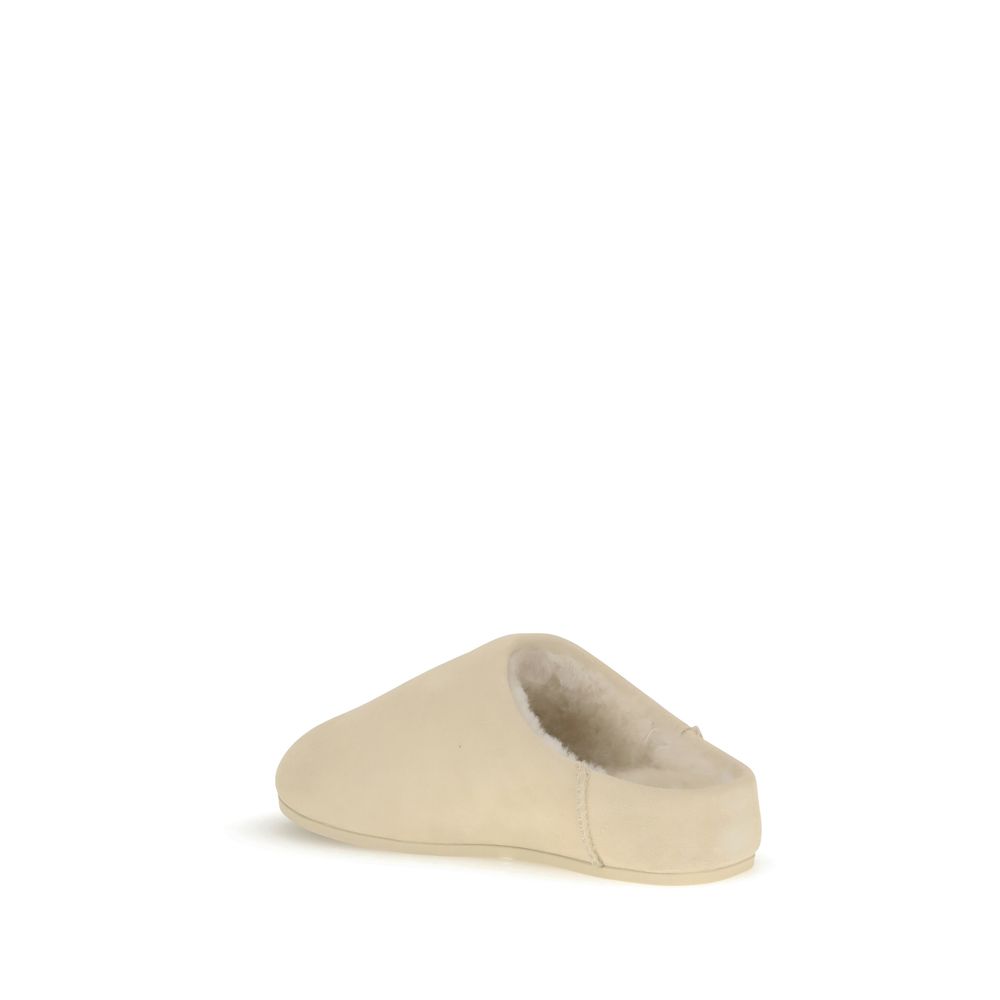 UGG Elea Slip-On - Image 3