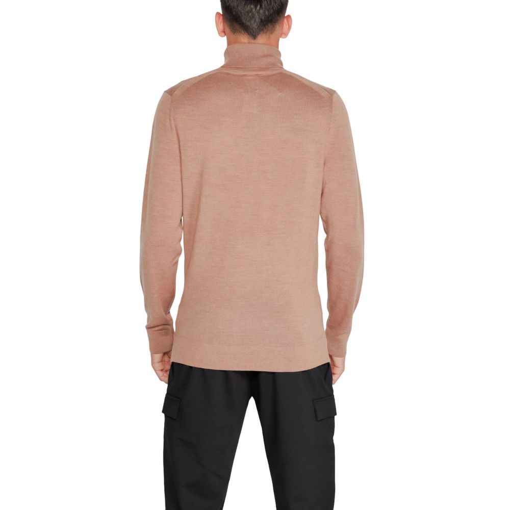 Calvin Klein Beige Wool Turtleneck - Image 2