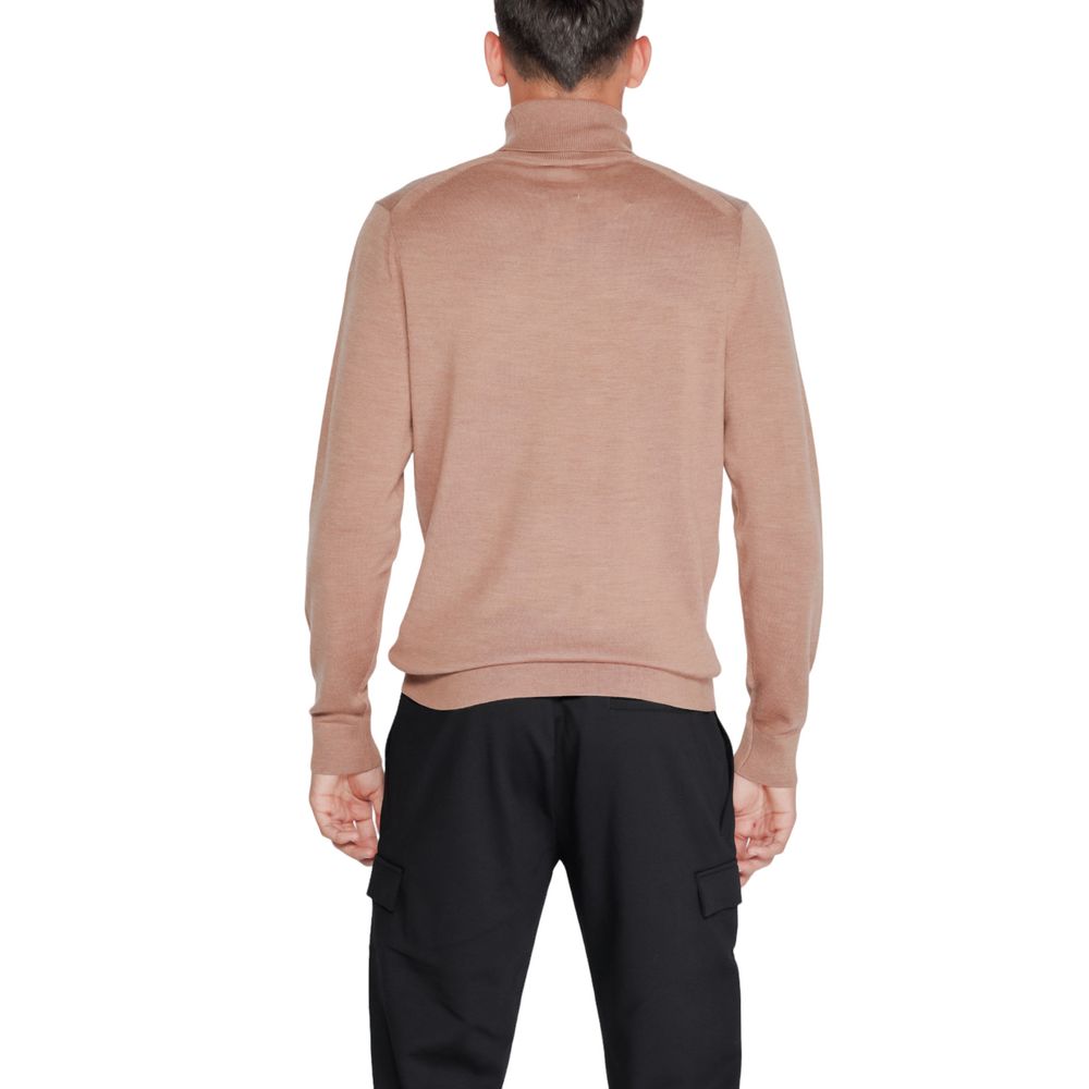 Calvin Klein Beige Wool Turtleneck - Image 4